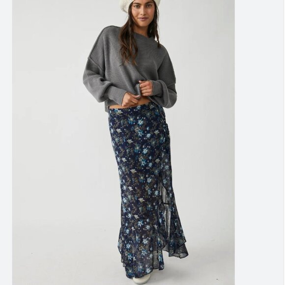 Free People Femme Edge Maxi Skirt Indigo Blue Floral Size 6 - Picture 1 of 10